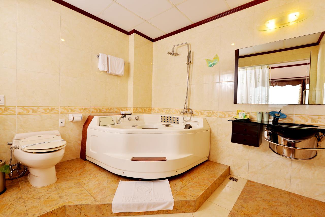 Grand Ha Long Hotel Екстериор снимка
