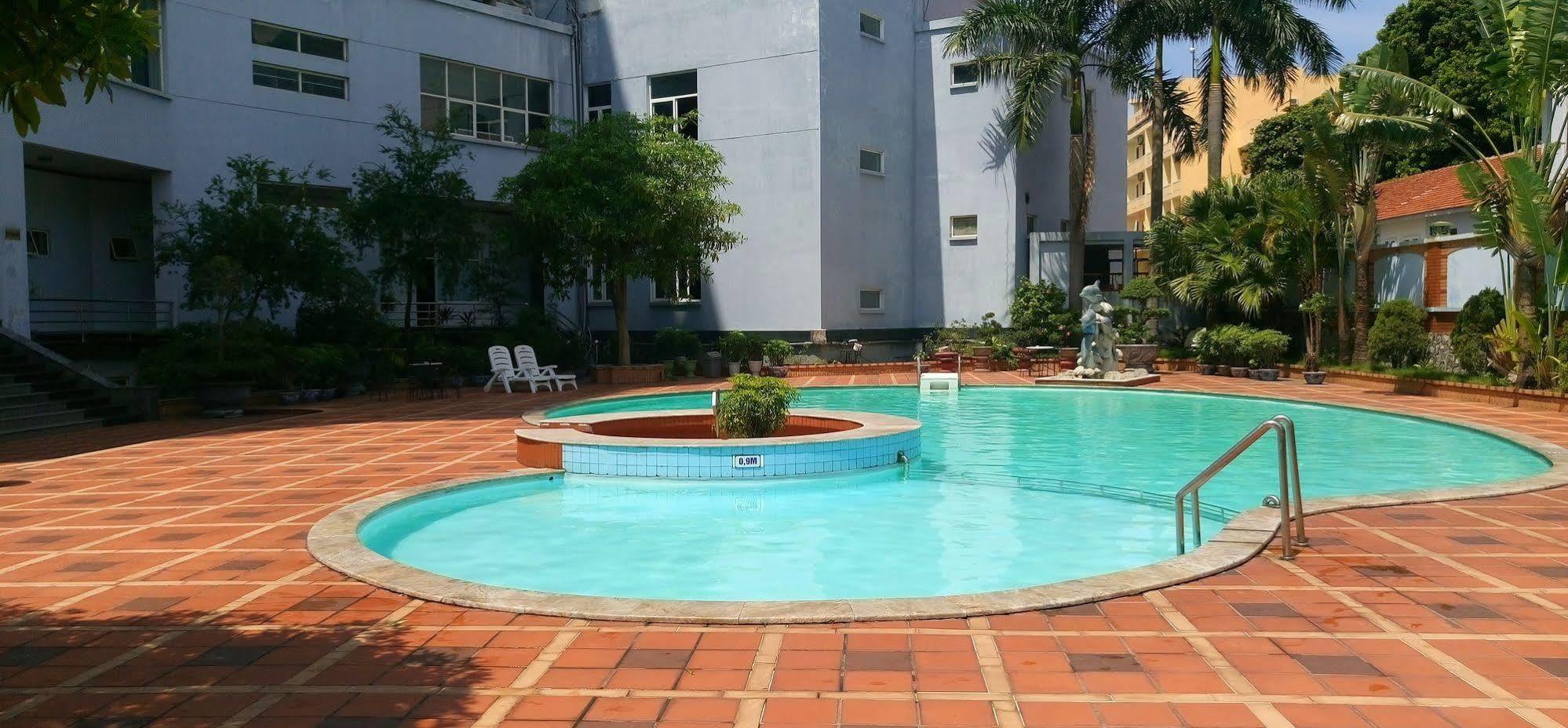 Grand Ha Long Hotel Екстериор снимка
